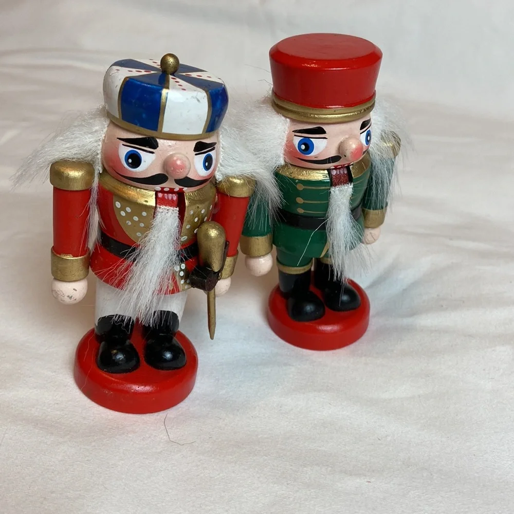 Box set of 5 short squatty army wooden nutcracker Holiday Christmas Decor